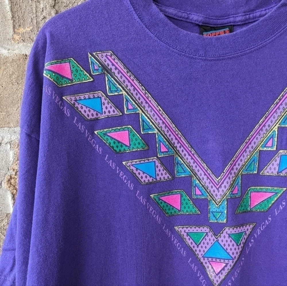 Vintage 90s Southwestern Chevron Las Vegas Short Sleeve T-Shirt Single Stitch